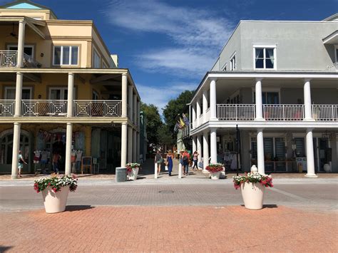 stores in seaside florida.